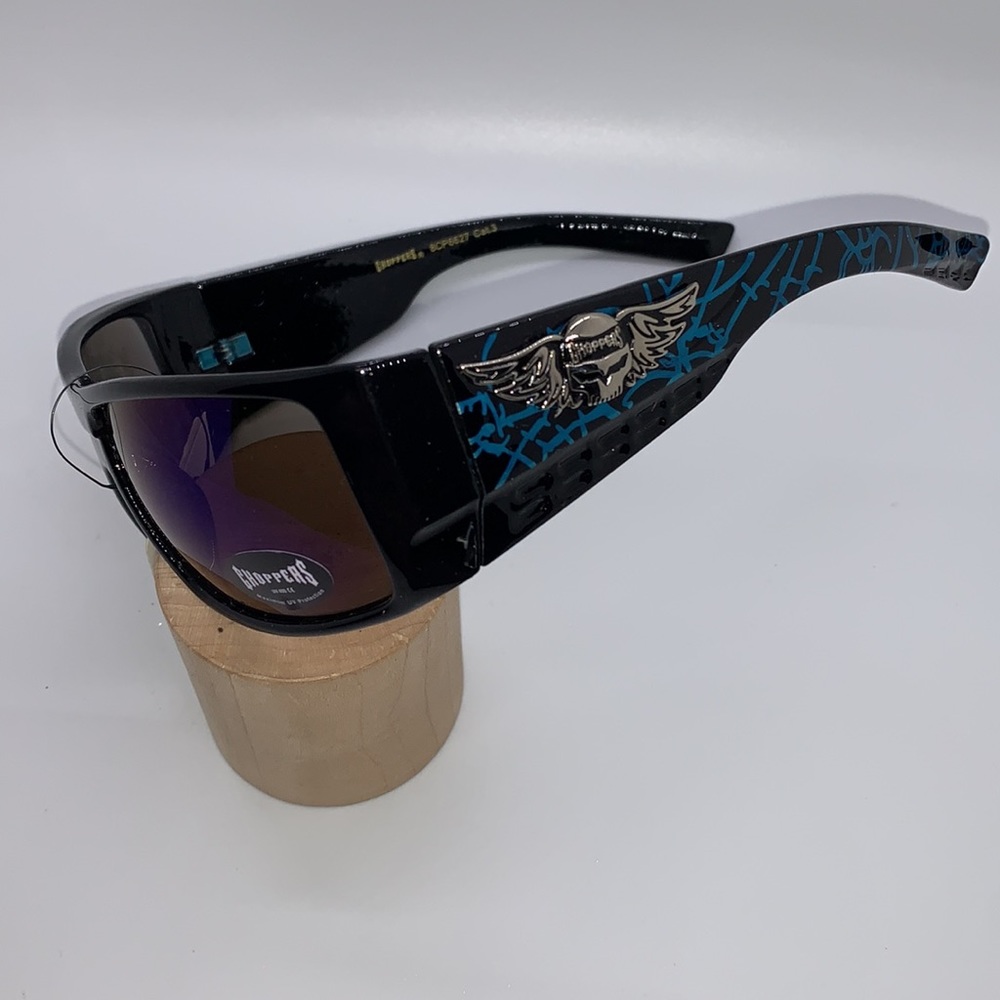 New Choppers shades sunglasses. Color Black/SEE Side design blue.8CP6627